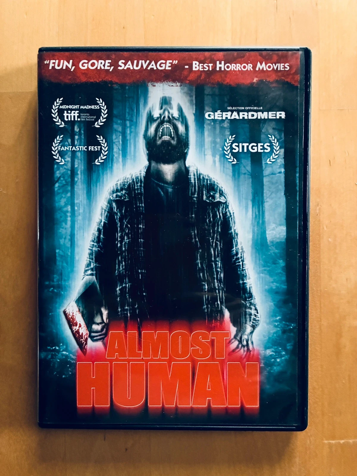 DVD Almost Human.